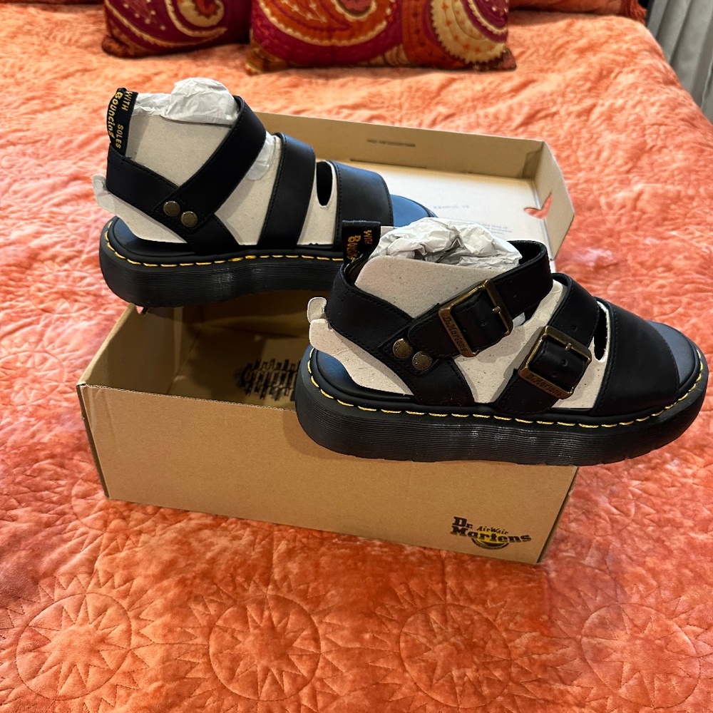 Dr. Marten sandals- vintage
